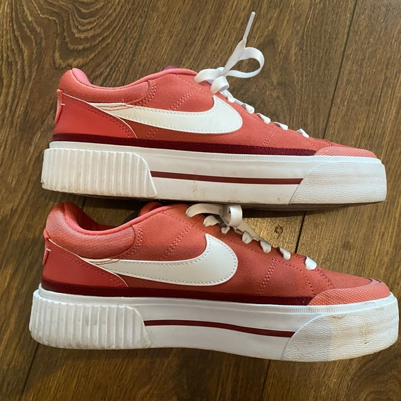 Nike court legacy lift. Size 8 - Picture 3 of 7